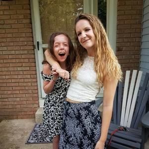 Meet your Posher, Olivia